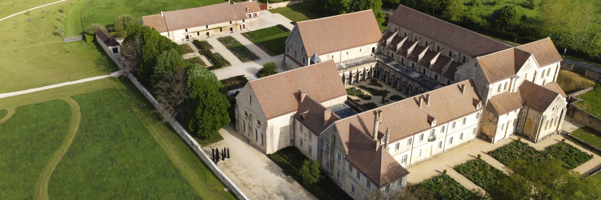 Abbaye De Noirlac｜Michel Parent, Aseab