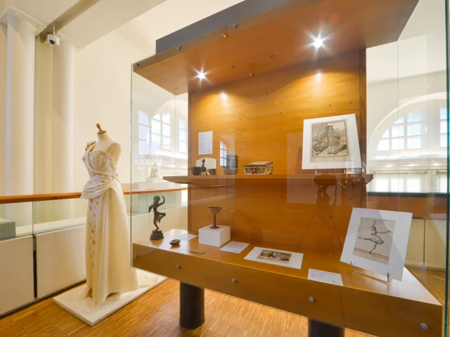 Bourges, Maison Des Musées｜Route Jacques Cœur