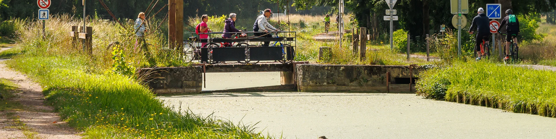 Ville de Saint-Amand-Montrond, Canal du Berry｜Anthony Perrot