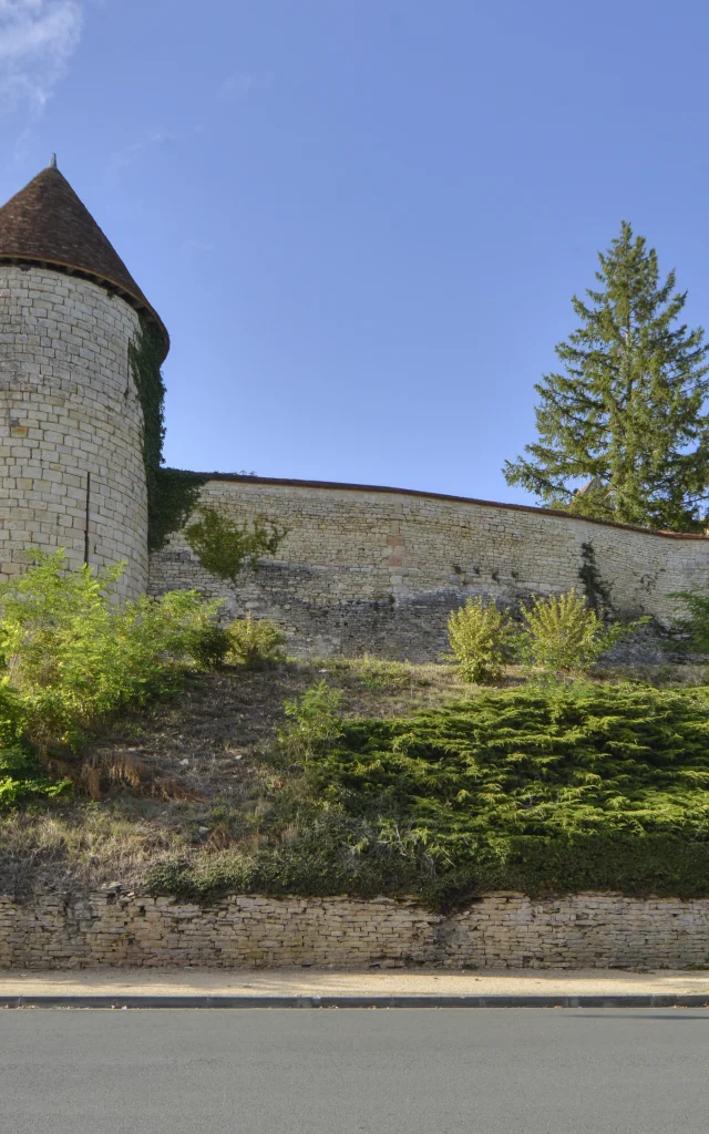 Town of Dun-sur-Auron｜Route Jacques Cœur