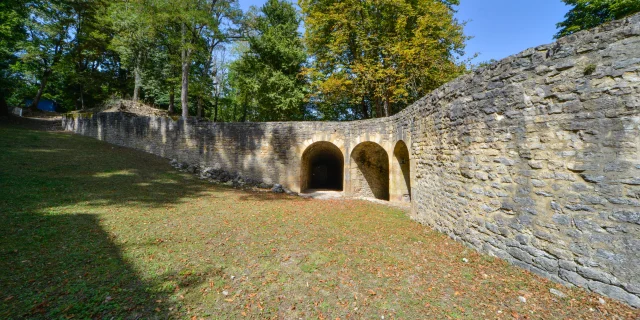 Ville de Saint-Amand-Montrond｜Route Jacques Cœur