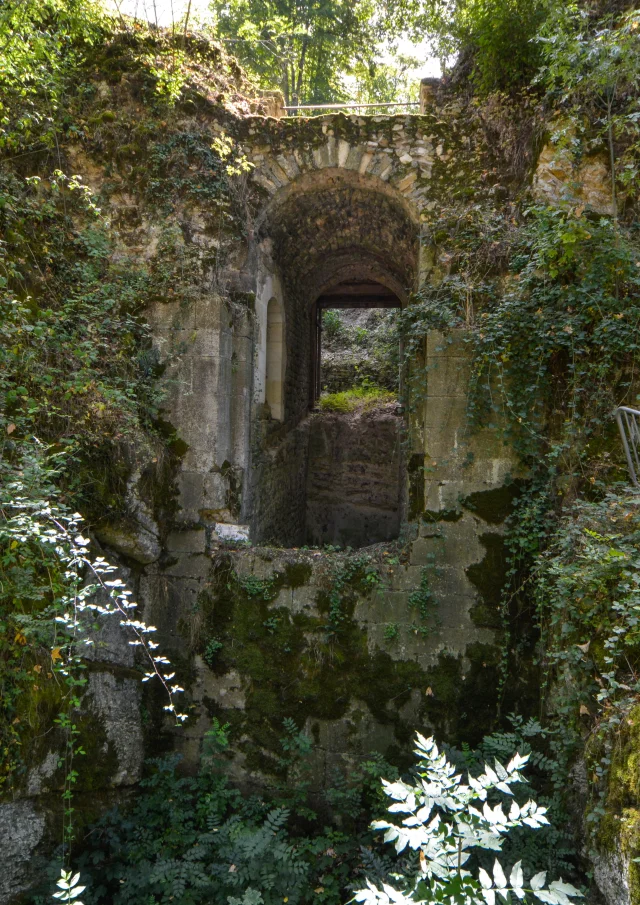 Ville de Saint-Amand-Montrond｜Route Jacques Cœur