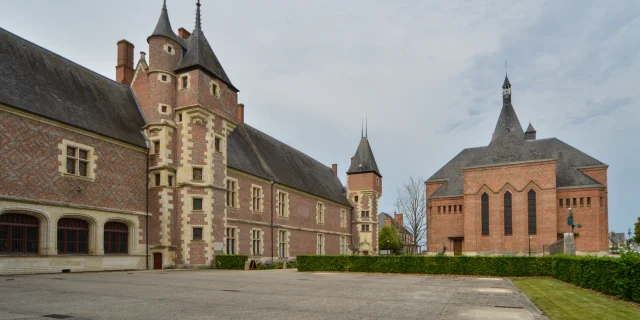 Château-Musée de Gien｜Route Jacques Cœur