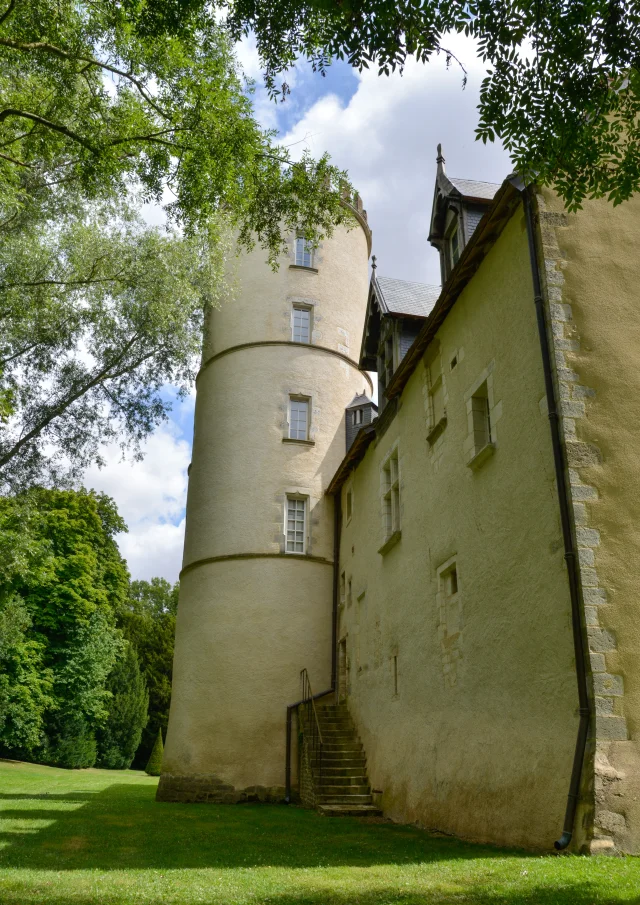 Parc et château de Pesselières｜Route Jacques Cœur