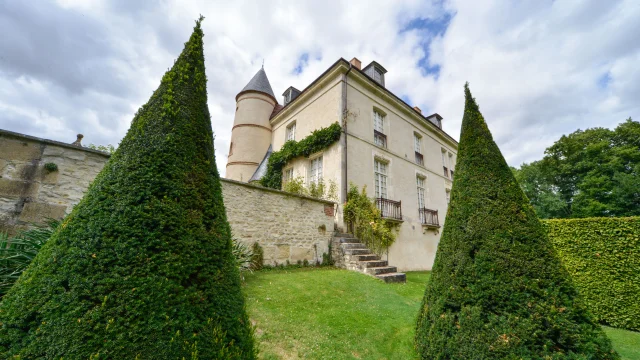 Parc et château de Pesselières｜Route Jacques Cœur