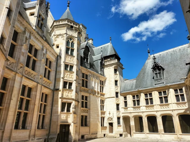 Palais Jacques Cœur｜ Centre Des Monuments Nationaux