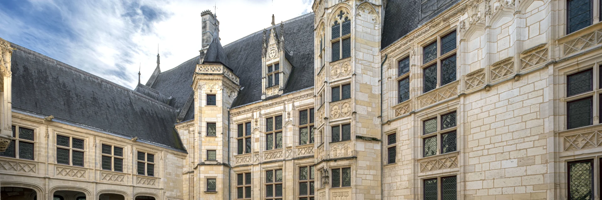 Palais Jacques Cœur｜Patrick Tournebœuf-Tendance floue, Centre des monuments nationaux