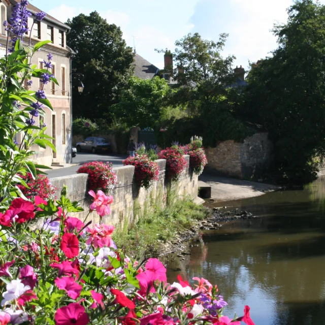 Ville de Saint-Amand-Montrond, Pont Pasquet|Office de Tourisme Cœur de France