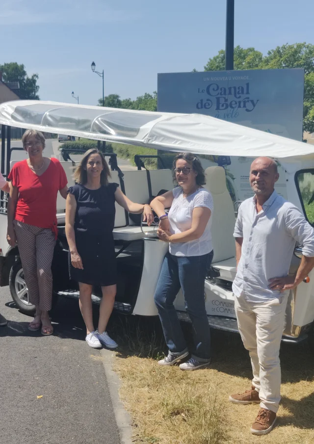 Ville de Saint-Amand-Montrond, Visite en tuk tuk｜Office de Tourisme Cœur de France
