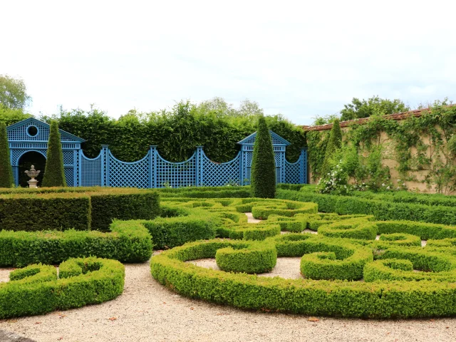 Château d'Ainay-le-Vieil｜Catherine Bordier