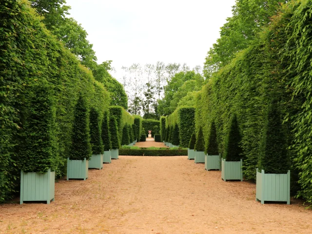 Château d'Ainay-le-Vieil｜Catherine Bordier