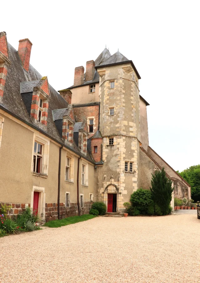 Château de La Chapelle d'Angillon｜Catherine Bordier