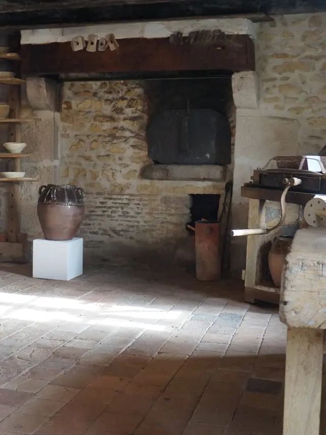 Musée de la Poterie des Archers｜Musée de la Poterie des Archers