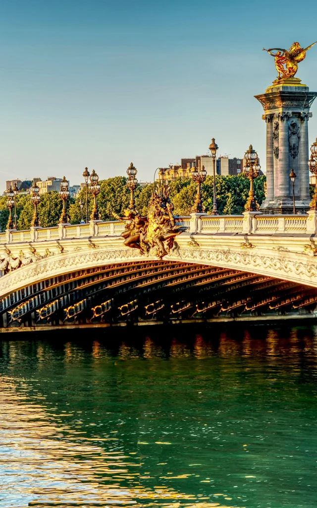 Banniere Alexandre Iii