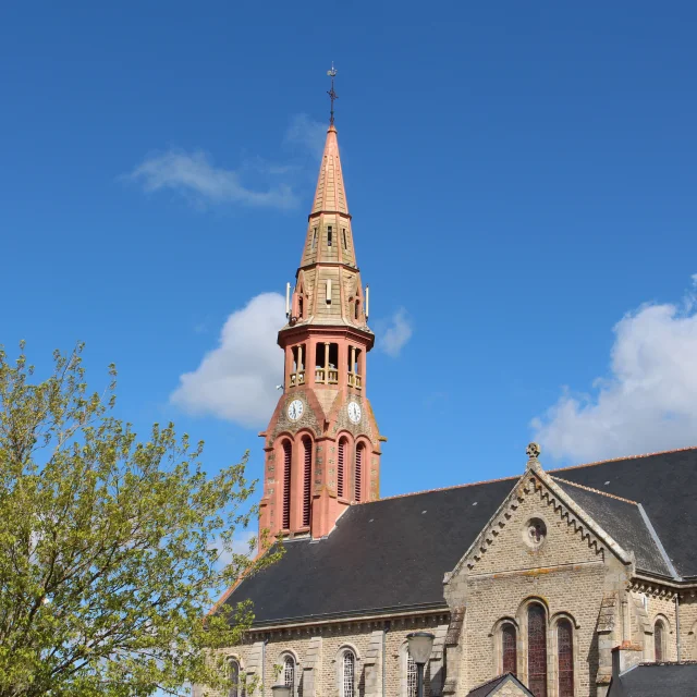 Clocher de l'église de Saint-Lyphard