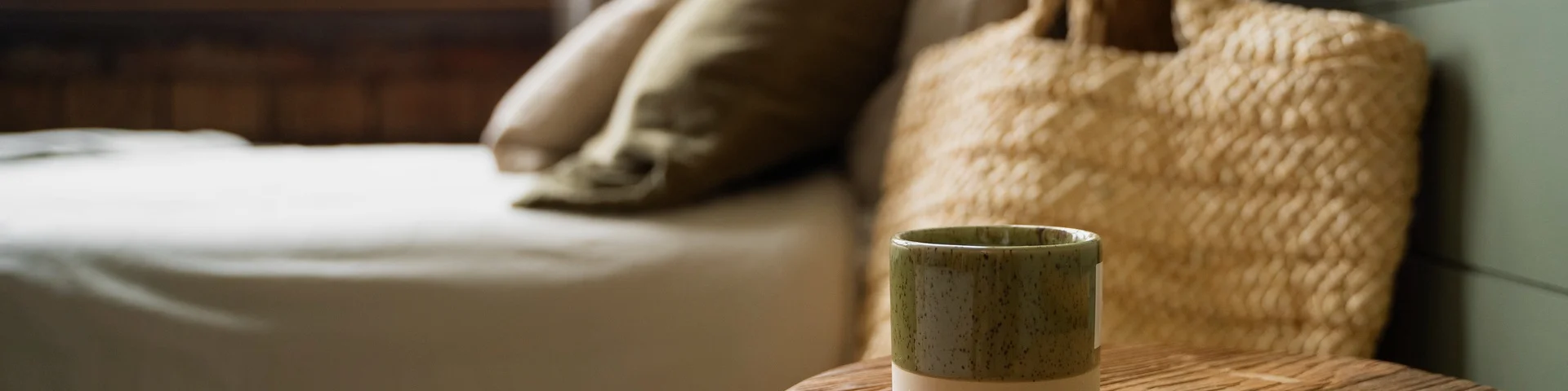 Zoom chambre d'hôtes avec accessoires décoration