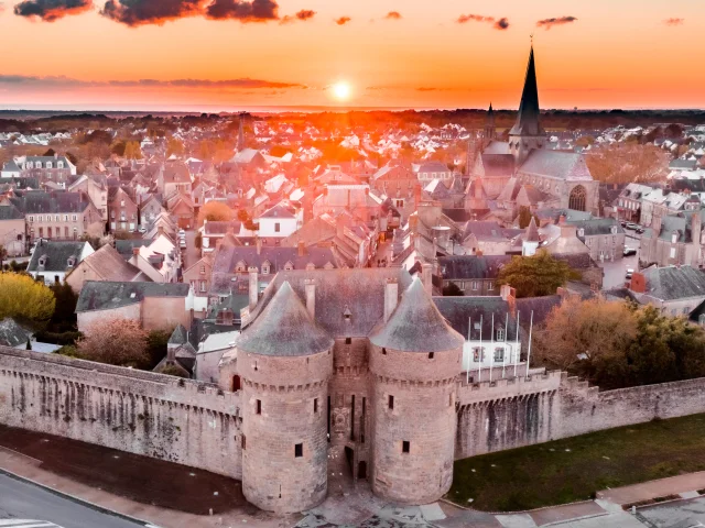 Les Remparts de Guérande, vue aérienne au drone