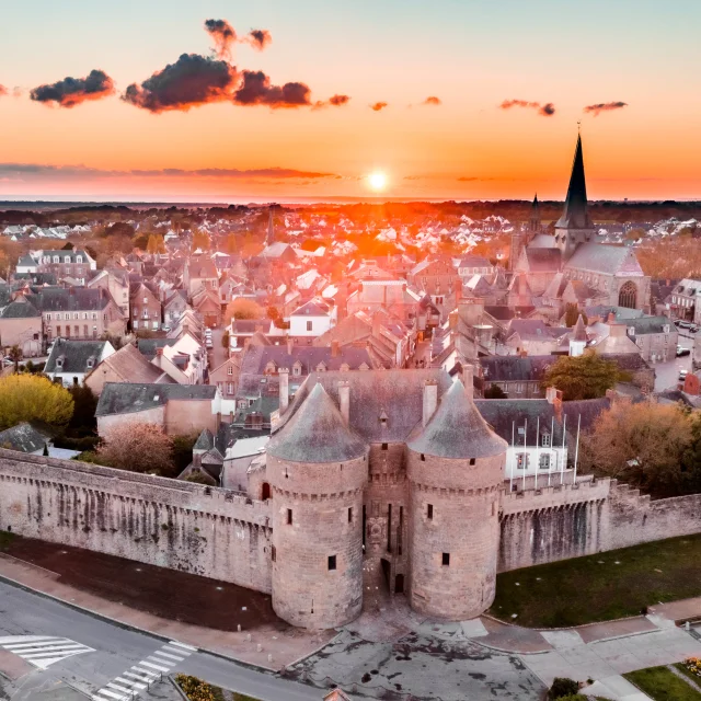 Les Remparts de Guérande, vue aérienne au drone