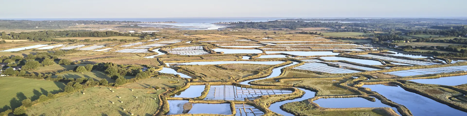 Vue du ciel du Bassin du Mès à Saint-Molf