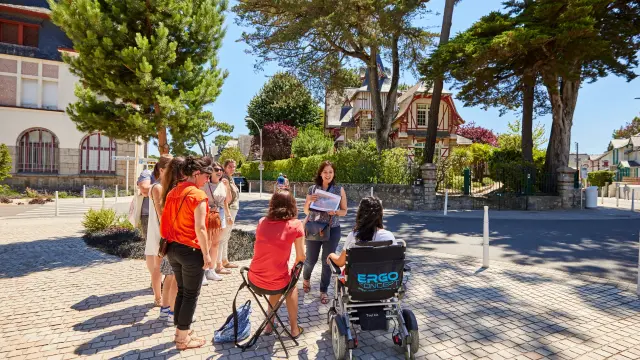 Guided tour of La Baule for people with reduced mobility