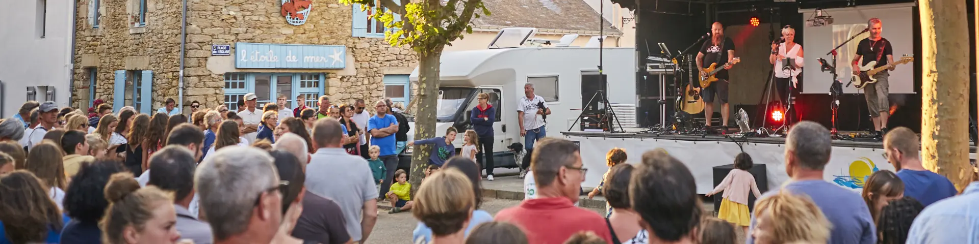 Photo d'un concert extérieur à Piriac