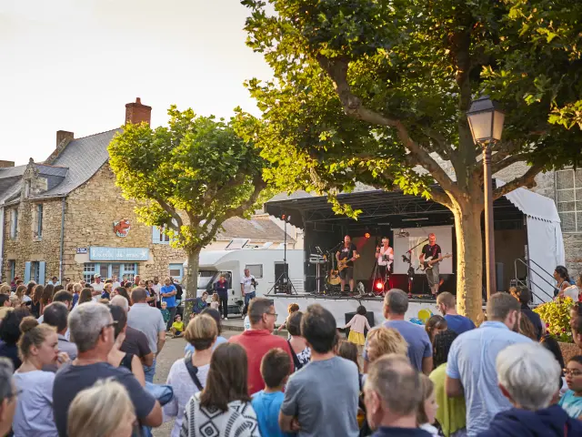 Photo d'un concert extérieur à Piriac