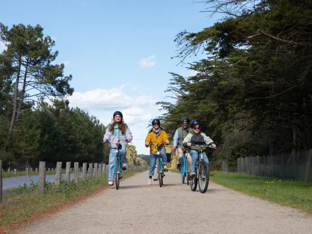 Balade en famille à vélo