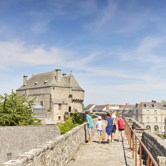 Guérande - Montée sur les remparts