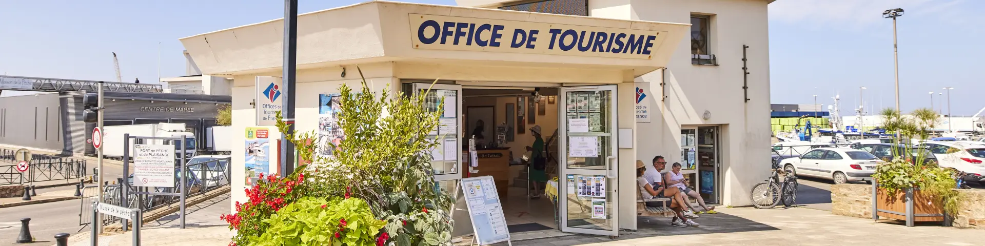 Photo de la devanture de l'Office de Tourisme de La Turballe