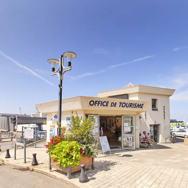 Photo of the front of La Turballe Tourist Office