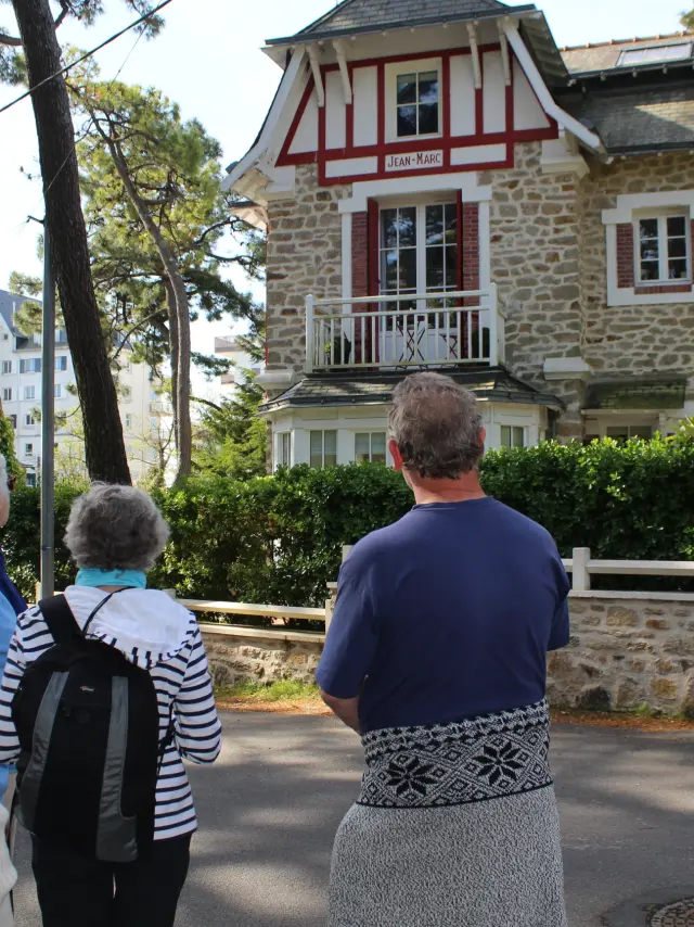 Habitant Greeters avec un groupe de personnes à La Baule