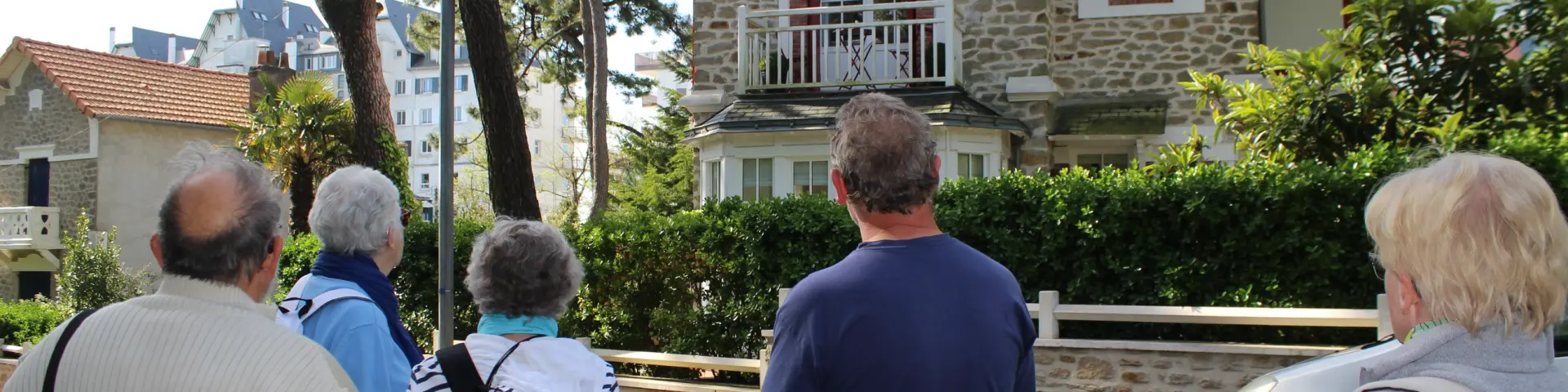 Habitant Greeters avec un groupe de personnes à La Baule