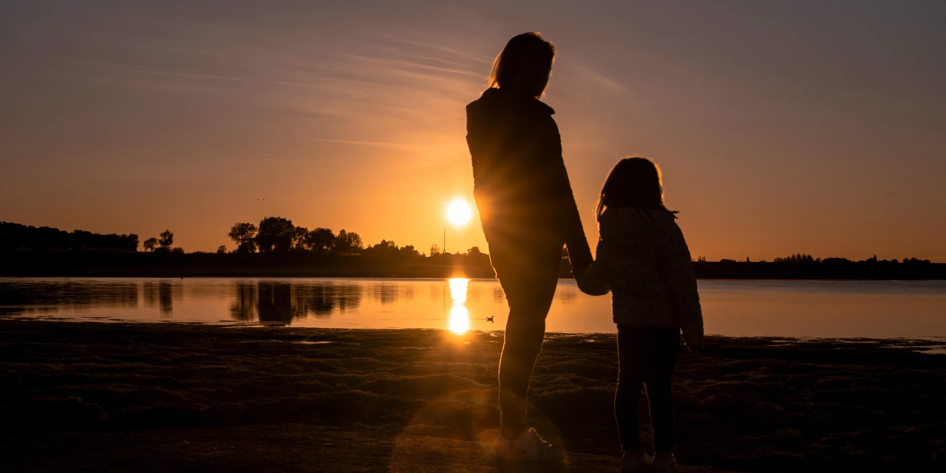 Zonsondergang op het strand van Lac du Der