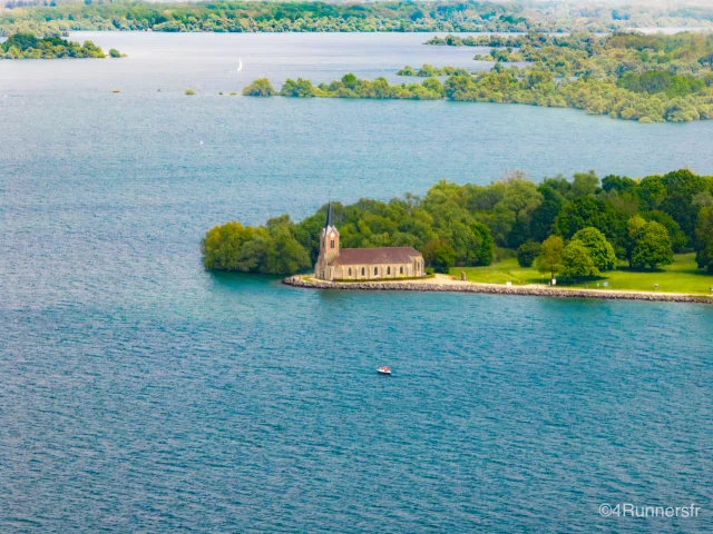 Eglise de Champaubert vue de drone