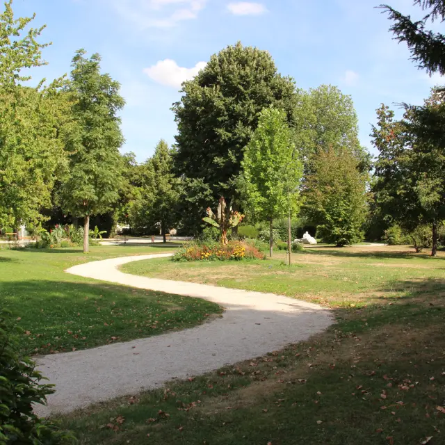 Jardin de l'Hôtel de Ville de Vitry-le-François