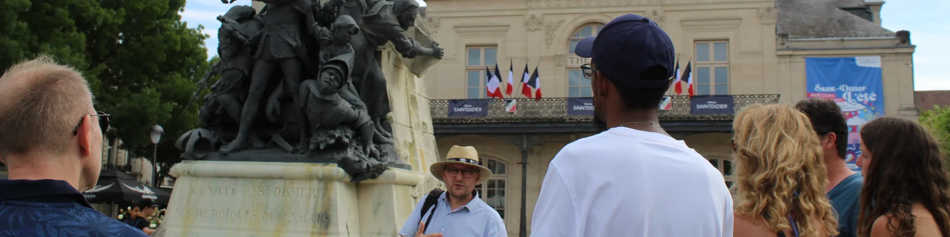 Guide conférencier
