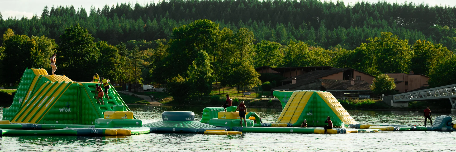 Aquapark Site De Santrop Lac De Saint Pardoux