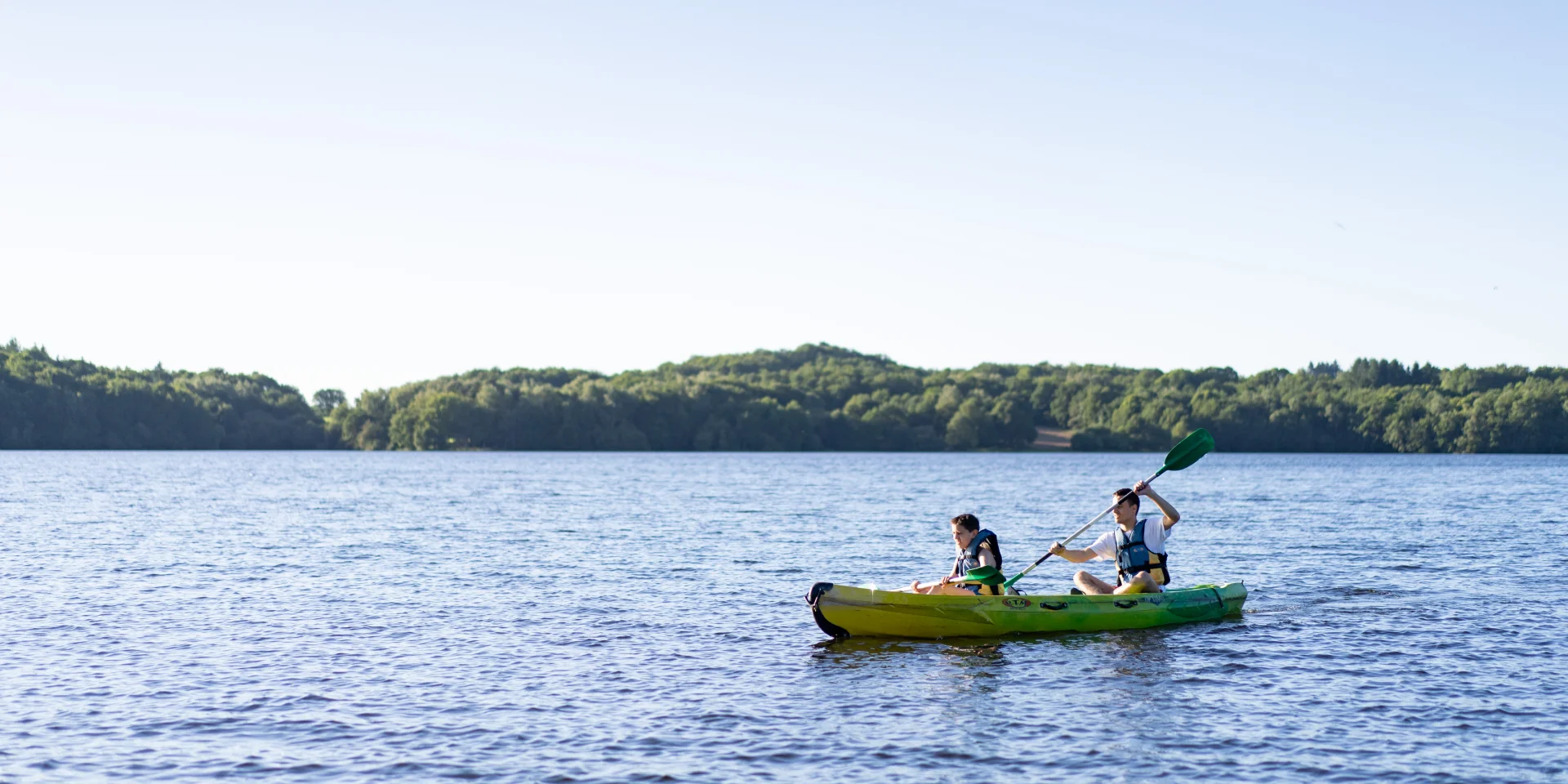 Canoe Lac De Saint Pardoux