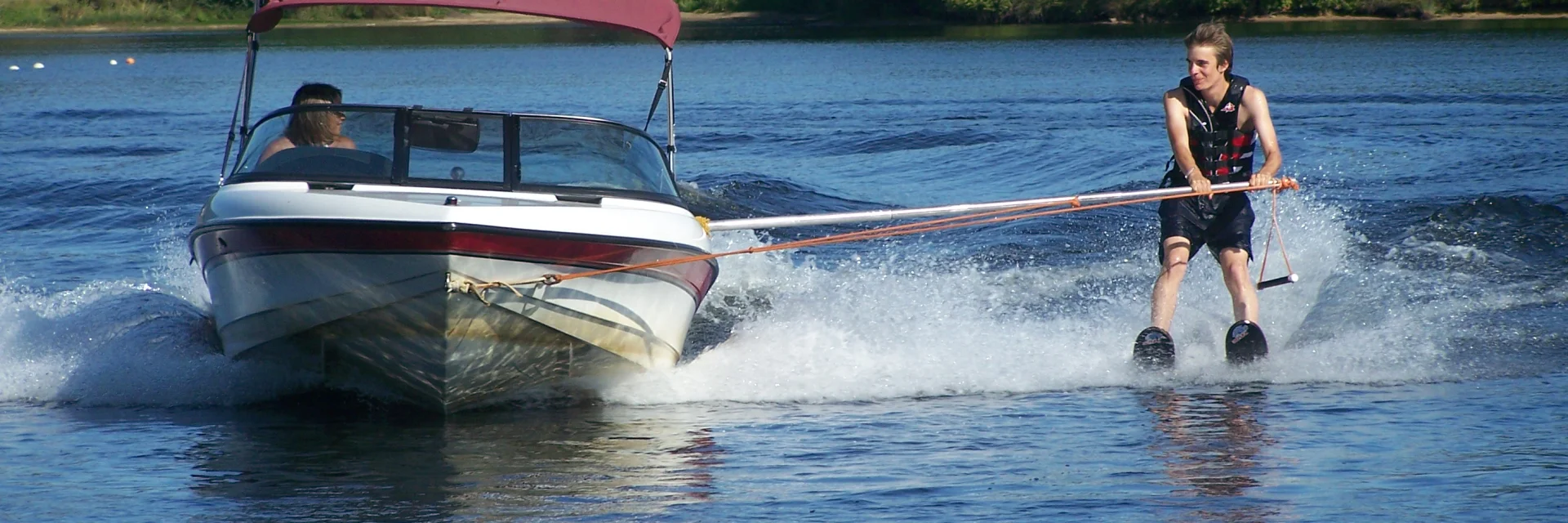 Initiation Ski Nautique Lac De Saint Pardoux