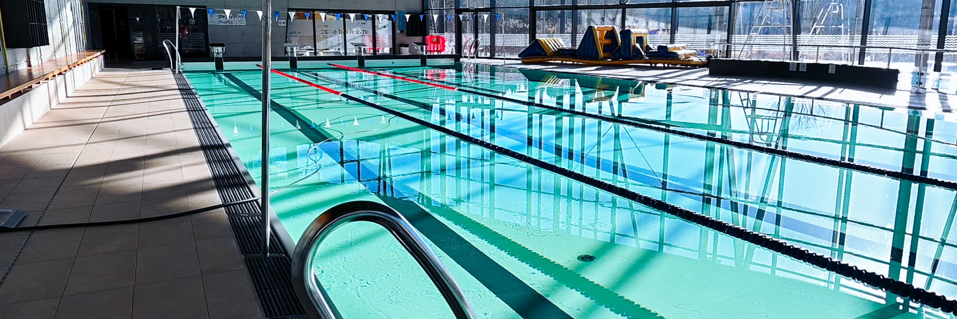 Piscine Lac De Saint Pardoux