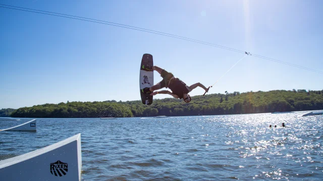 Teleski Nautique Lake Wakepark Lac De Saint Pardoux