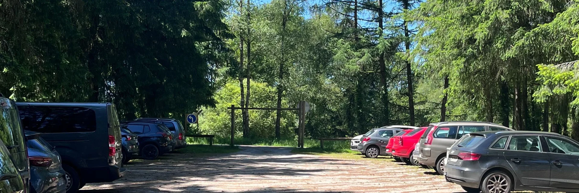 Parking Site De Santrop Lac De Saint Pardoux