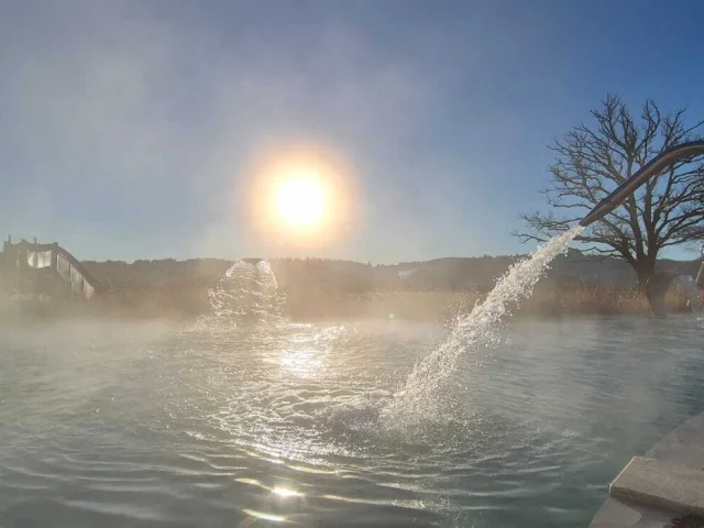 Bassin Exterieur La Piscine Du Lac De Saint Pardoux Hiver
