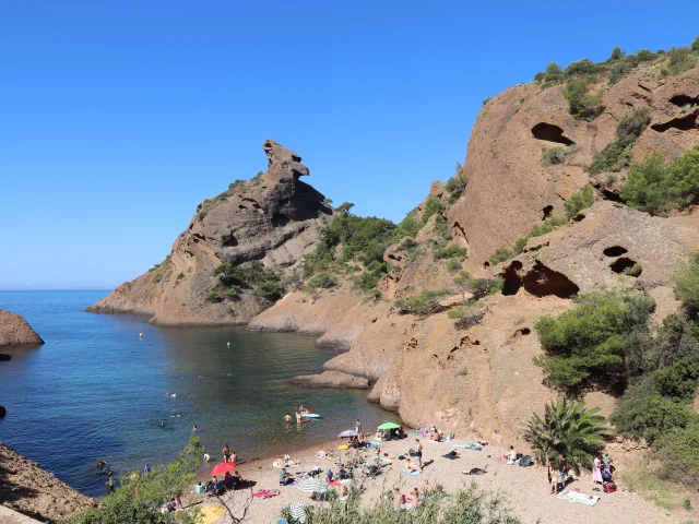 Calanque De Figuerolles