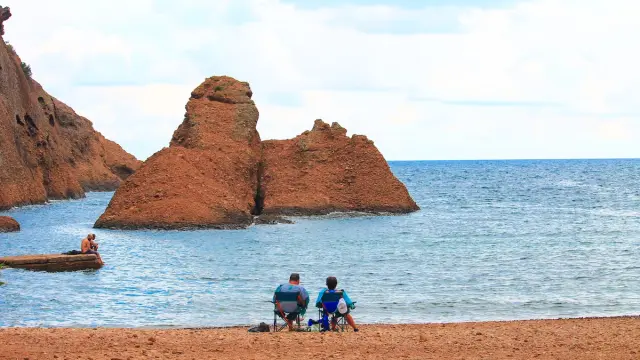 Figuerolles Cove, Lion Islet, La Ciotat.jpg
