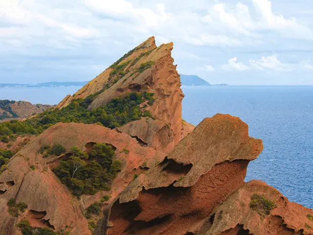 Wanderung von La Garde nach Sainte-Fretouse und La Ciotat
