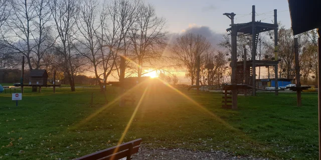 Heudicourt Crepuscule