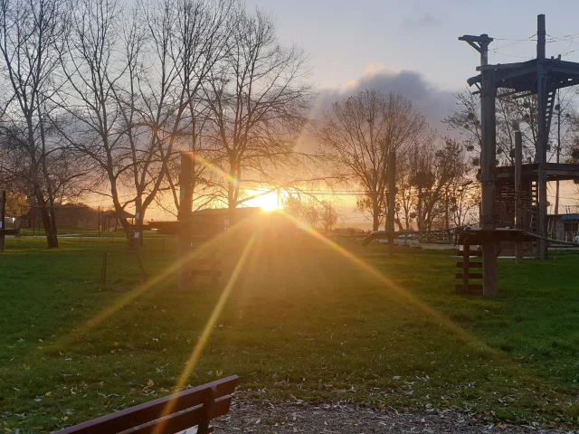 Heudicourt Crepuscule