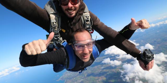 Saut chute libre tandem 7eme ciel parachutisme
