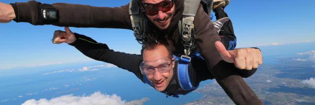 Saut chute libre tandem 7eme ciel parachutisme